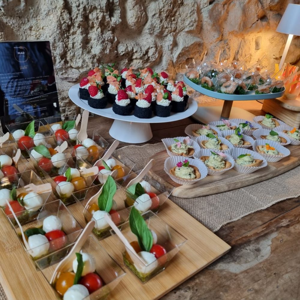 mad-hand-catering1 mad-hand-catering1